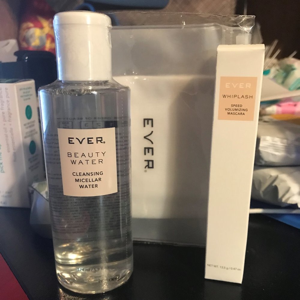 STELLA & DOT BEAUTY TRIO